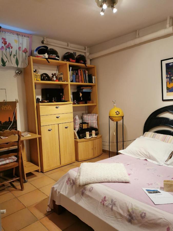Appartement En Sous Sol De Villa Avec Acces Jardin Et Piscine مارسيليا المظهر الخارجي الصورة