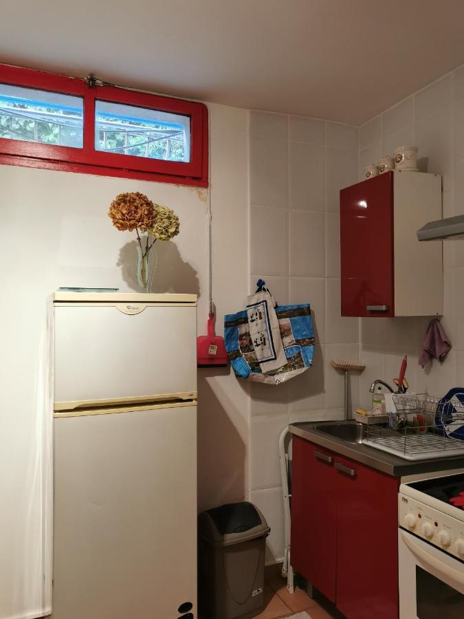 Appartement En Sous Sol De Villa Avec Acces Jardin Et Piscine مارسيليا المظهر الخارجي الصورة